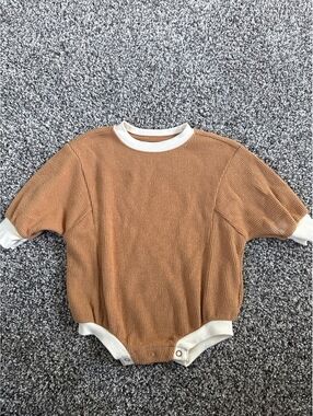 Cat & Jack Baby Boy Gender Neutral Tan Romper Size 3-6 Months